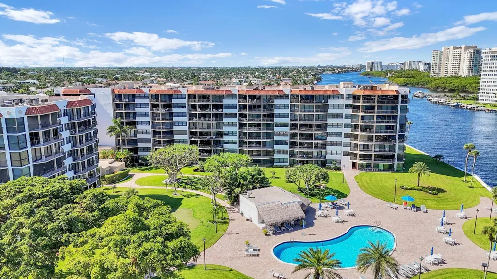 859 Jeffery Street Boca Raton FL 33487