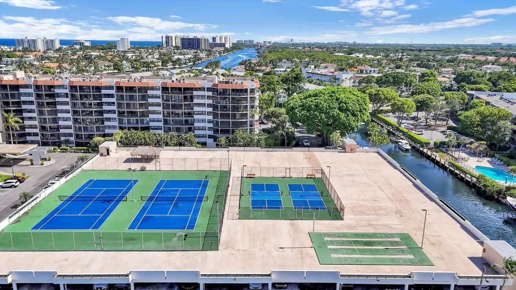 859 Jeffery Street Boca Raton FL 33487