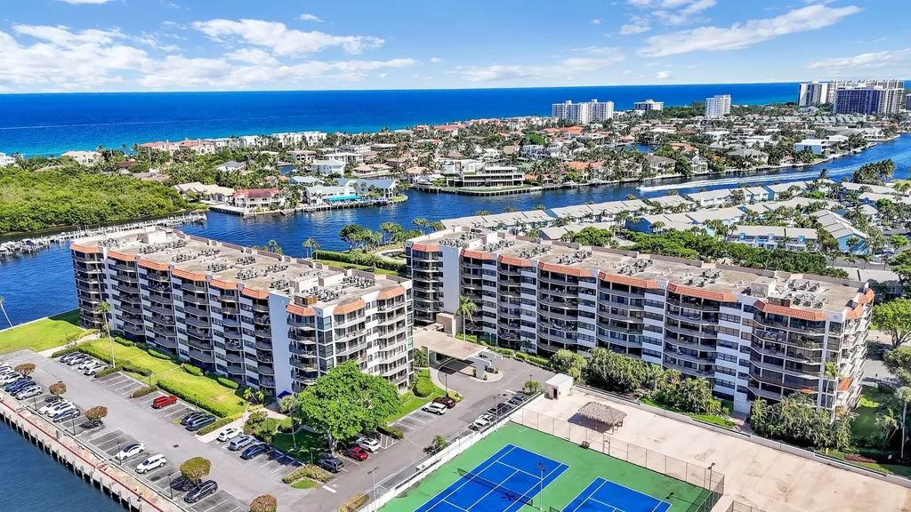 859 Jeffery Street Boca Raton FL 33487