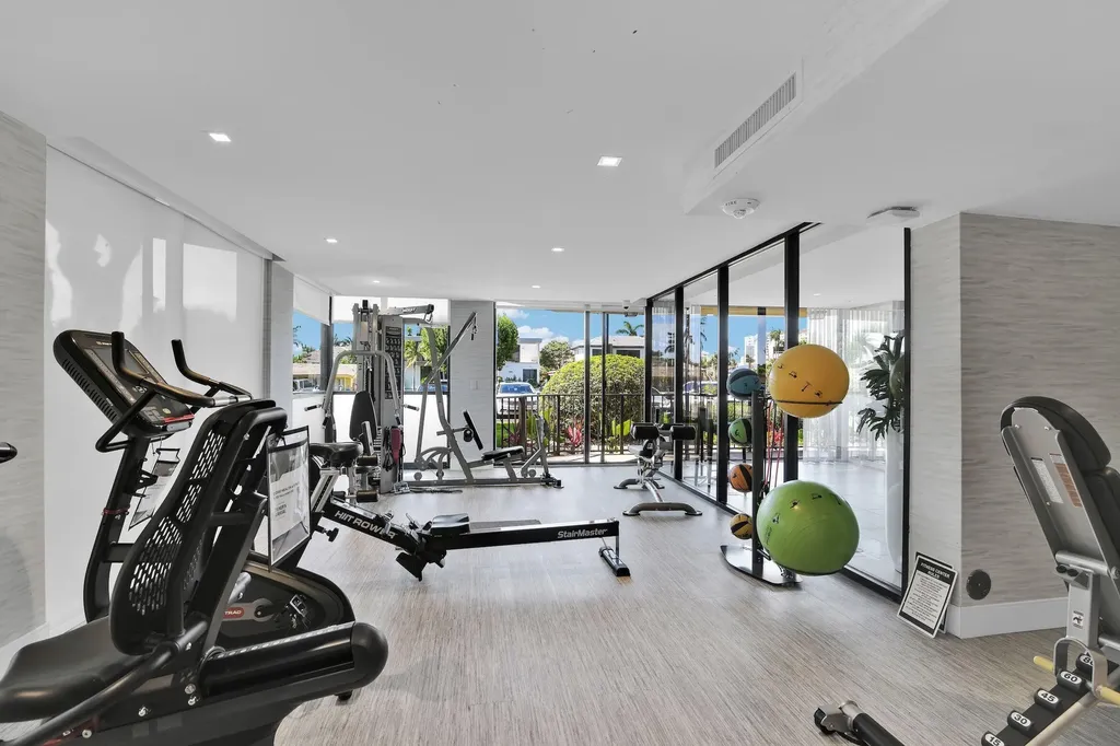 859 Jeffery Street Boca Raton FL 33487