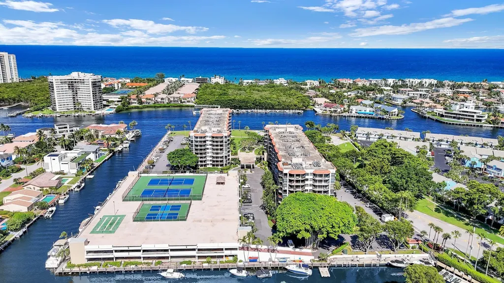 859 Jeffery Street Boca Raton FL 33487