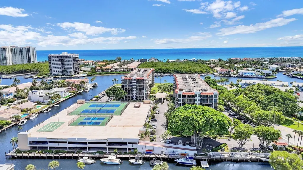 859 Jeffery Street Boca Raton FL 33487