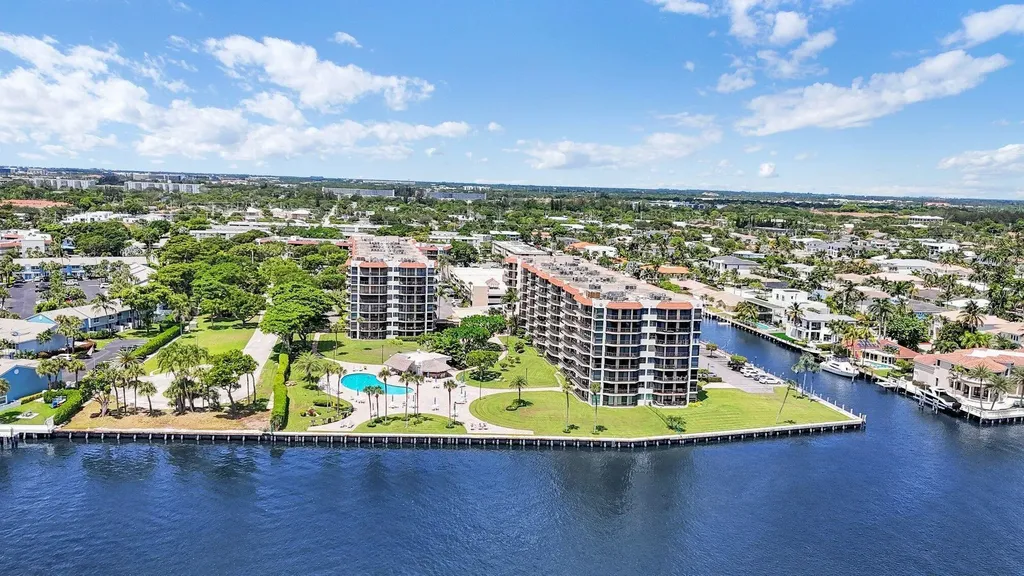 859 Jeffery Street Boca Raton FL 33487
