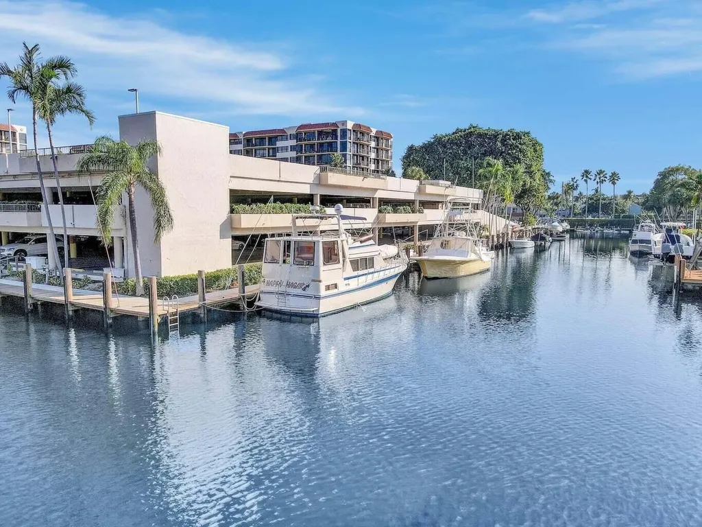 859 Jeffery Street Boca Raton FL 33487