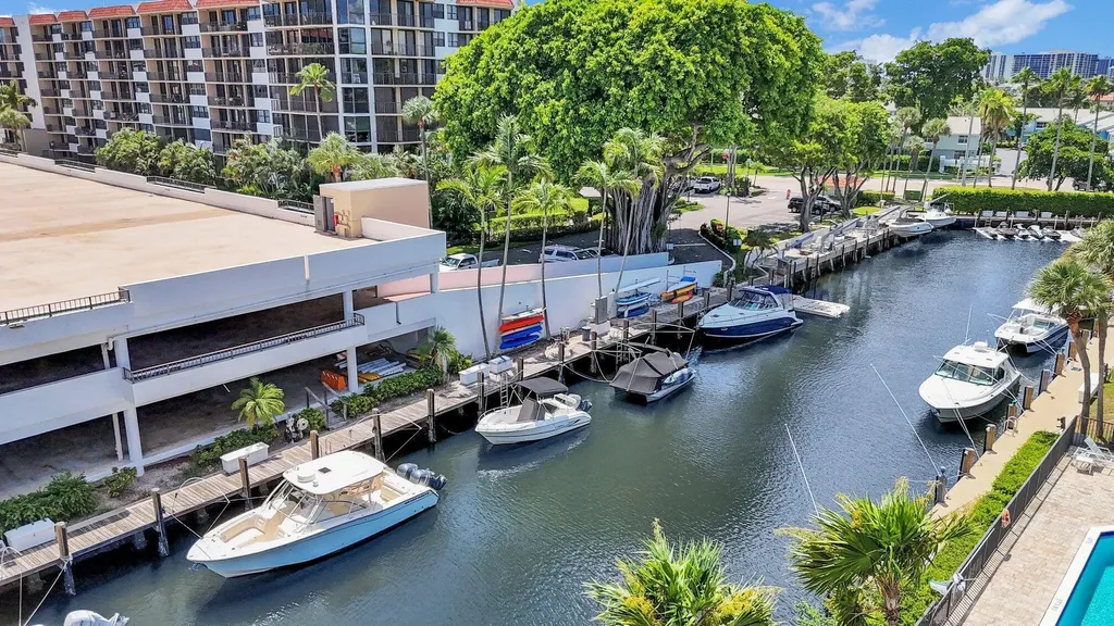 859 Jeffery Street Boca Raton FL 33487