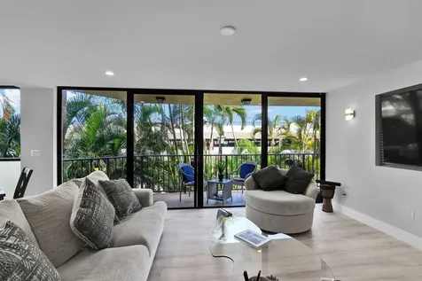 859 Jeffery Street Boca Raton FL 33487