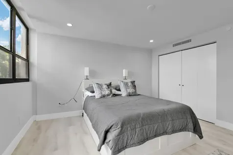 859 Jeffery Street Boca Raton FL 33487