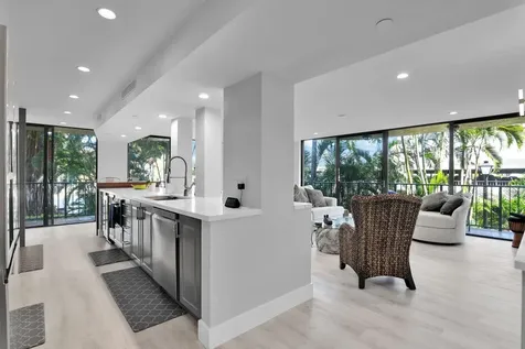 859 Jeffery Street Boca Raton FL 33487