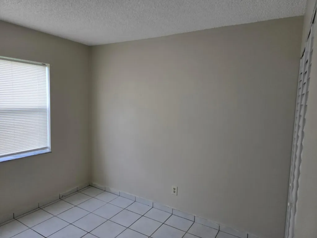 10050 Winding Lake Road Sunrise FL 33351