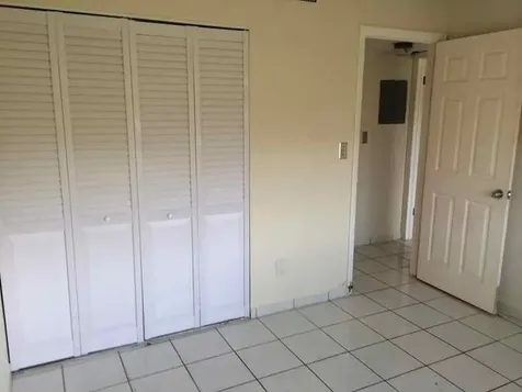10050 Winding Lake Road Sunrise FL 33351