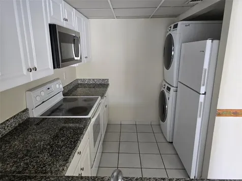 10050 Winding Lake Road Sunrise FL 33351