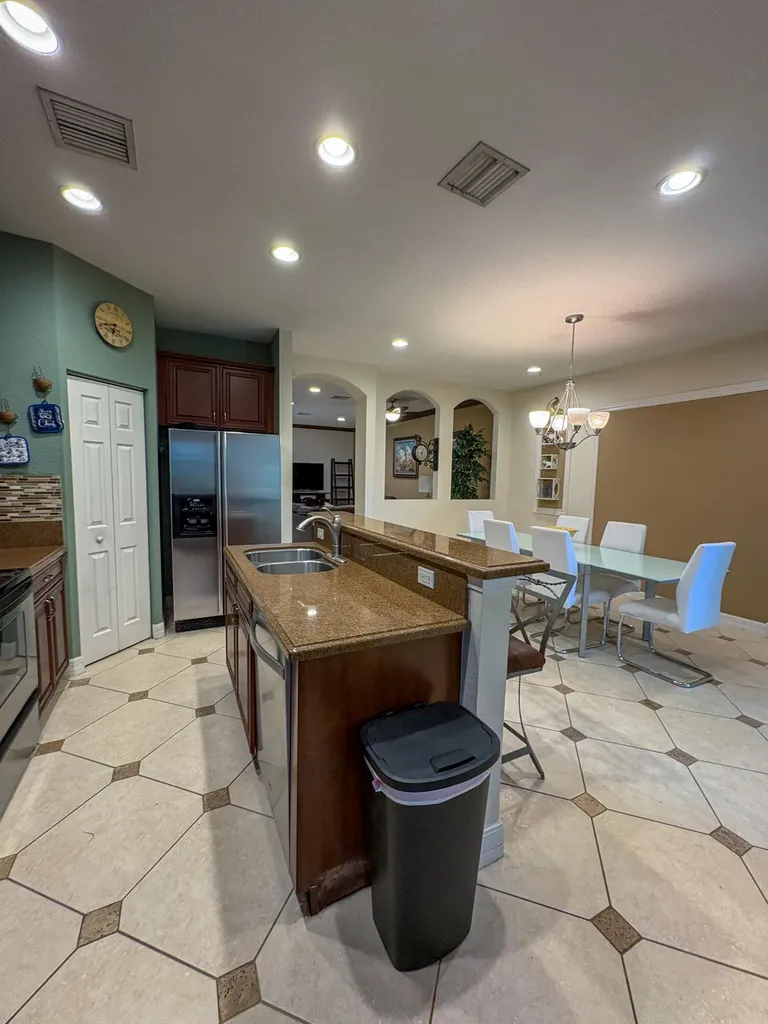 4991 Bonsai Circle Palm Beach Gardens FL 33418