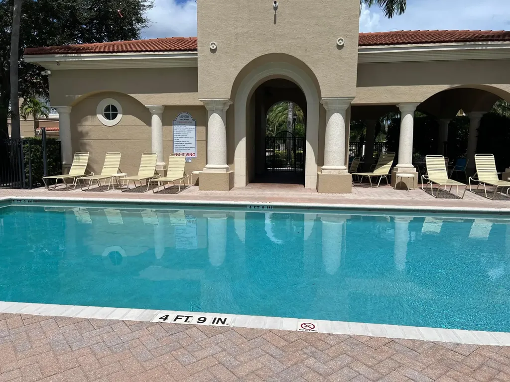 4991 Bonsai Circle Palm Beach Gardens FL 33418
