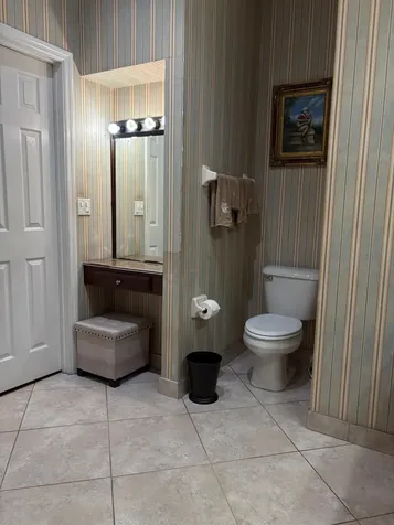 4991 Bonsai Circle Palm Beach Gardens FL 33418