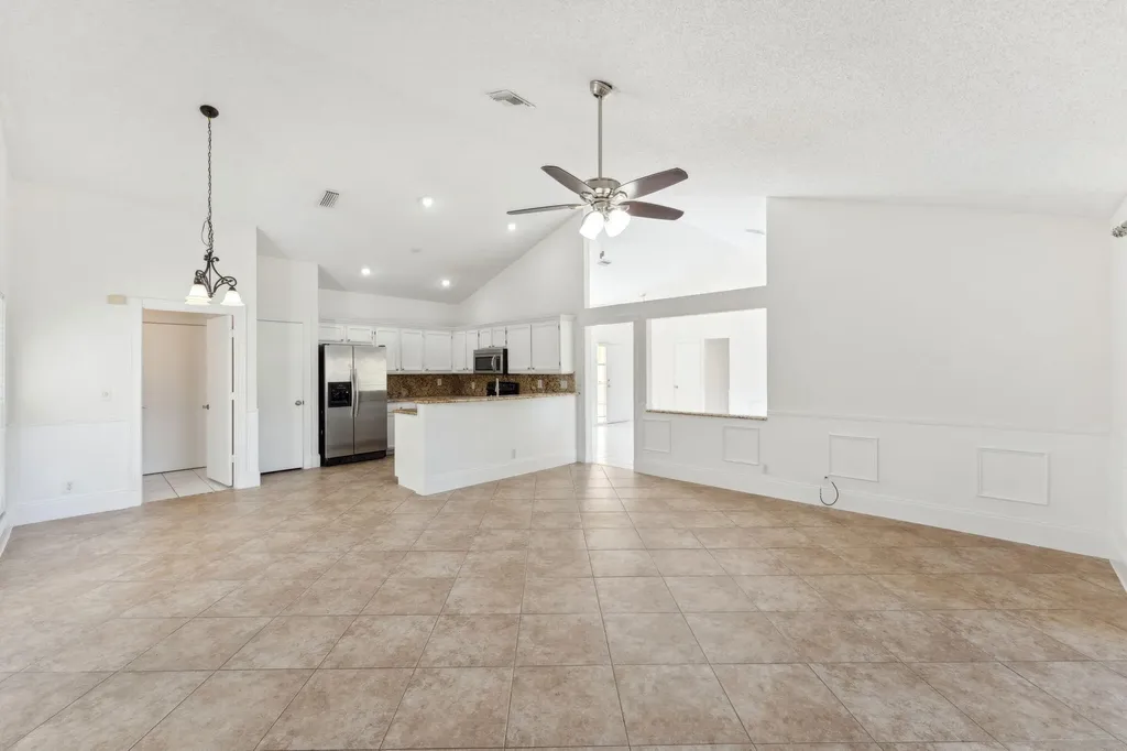 3855 Sabal Lakes Road Delray Beach FL 33445