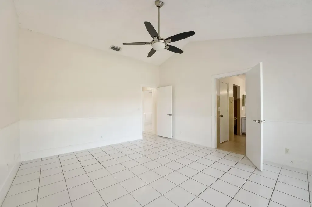 3855 Sabal Lakes Road Delray Beach FL 33445
