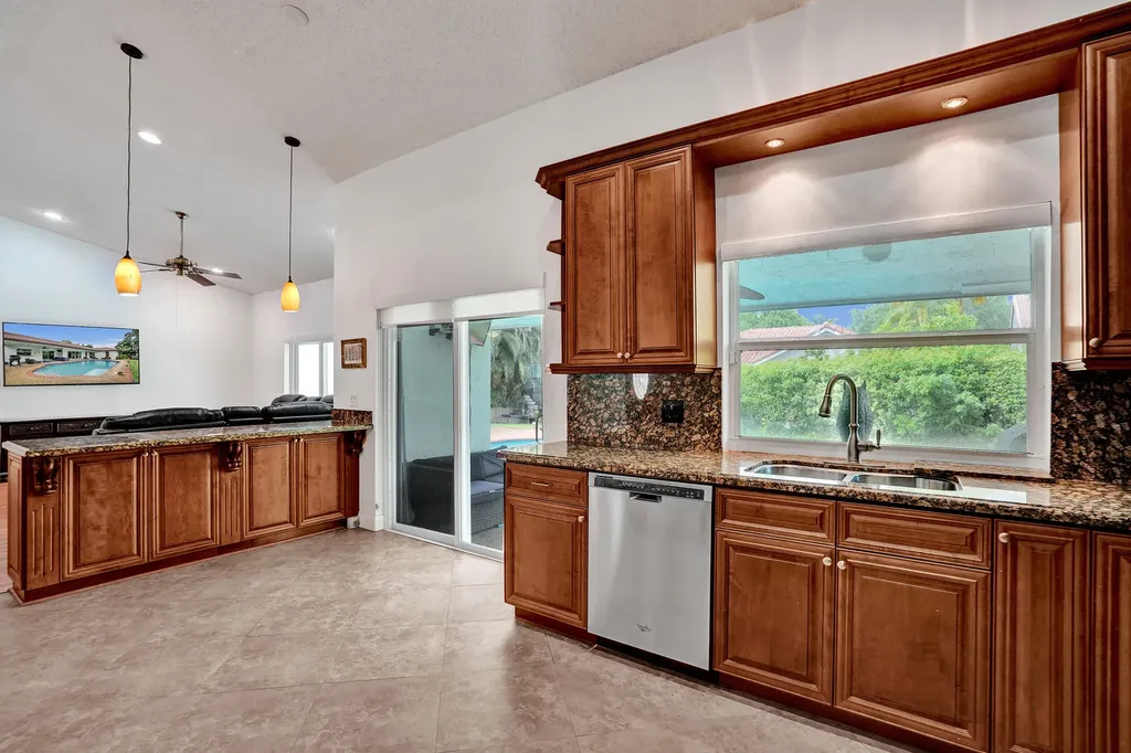 200 NW 121st Terrace Coral Springs FL 33071