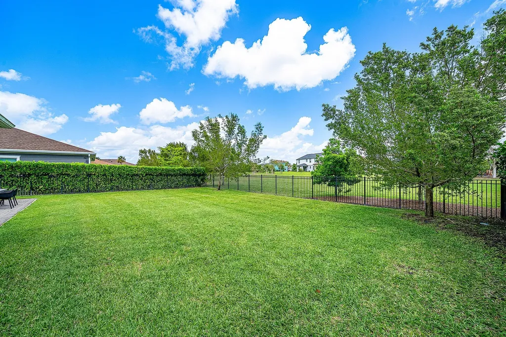 19323 Broad Shore Walk Loxahatchee FL 33470