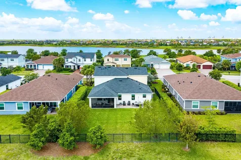 19323 Broad Shore Walk Loxahatchee FL 33470