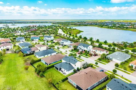 19323 Broad Shore Walk Loxahatchee FL 33470