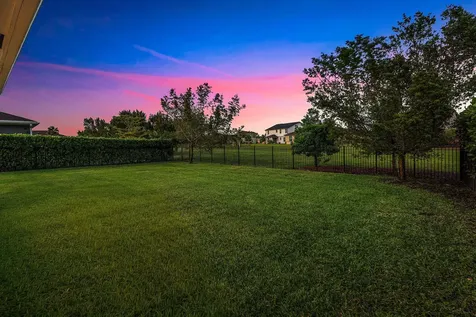 19323 Broad Shore Walk Loxahatchee FL 33470