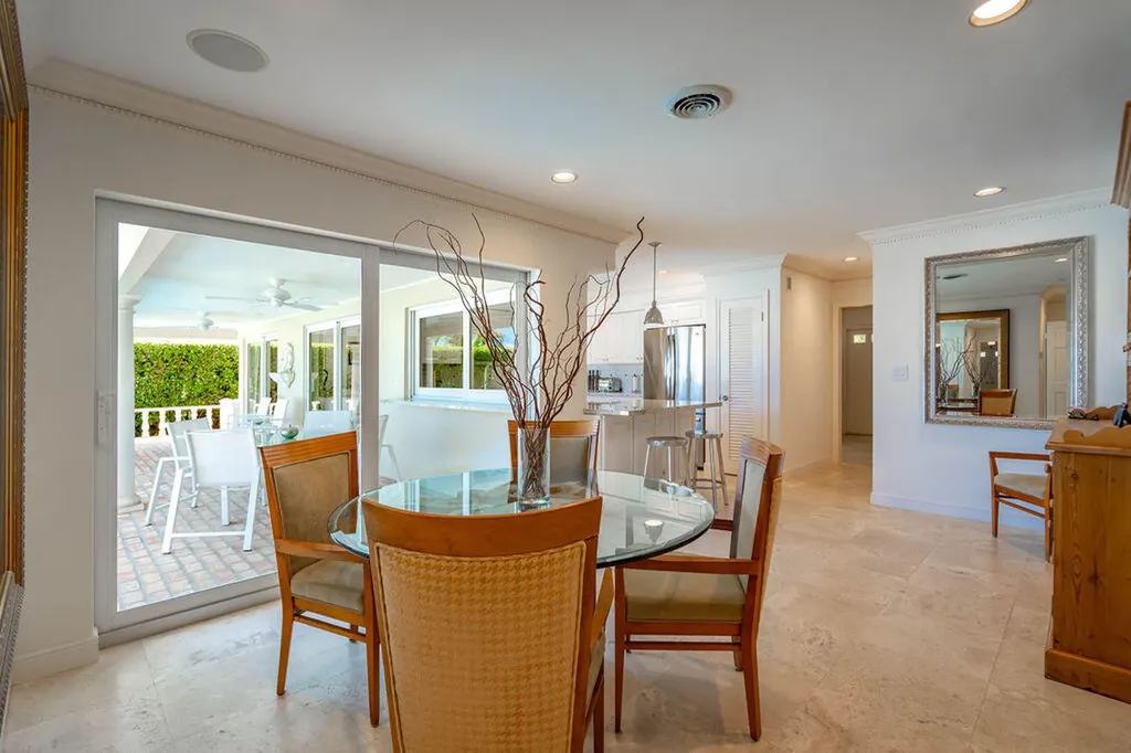 4450 NE 24th Terrace Lighthouse Point FL 33064