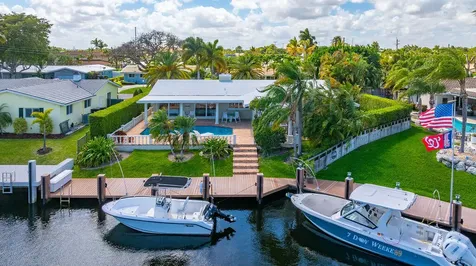 4450 NE 24th Terrace Lighthouse Point FL 33064