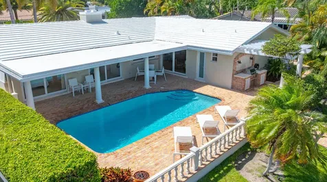 4450 NE 24th Terrace Lighthouse Point FL 33064