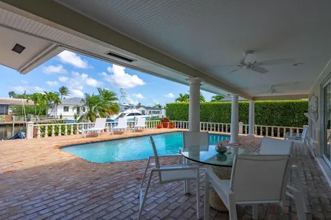 4450 NE 24th Terrace Lighthouse Point FL 33064