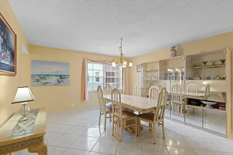 4000 NW 44th Avenue Lauderdale Lakes FL 33319