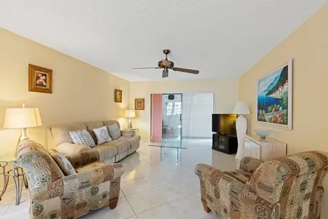 4000 NW 44th Avenue Lauderdale Lakes FL 33319