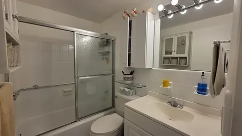 900 SW 10th Terrace Hallandale Beach FL 33009