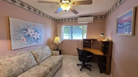 900 SW 10th Terrace Hallandale Beach FL 33009