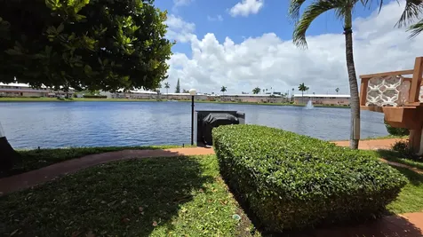 900 SW 10th Terrace Hallandale Beach FL 33009