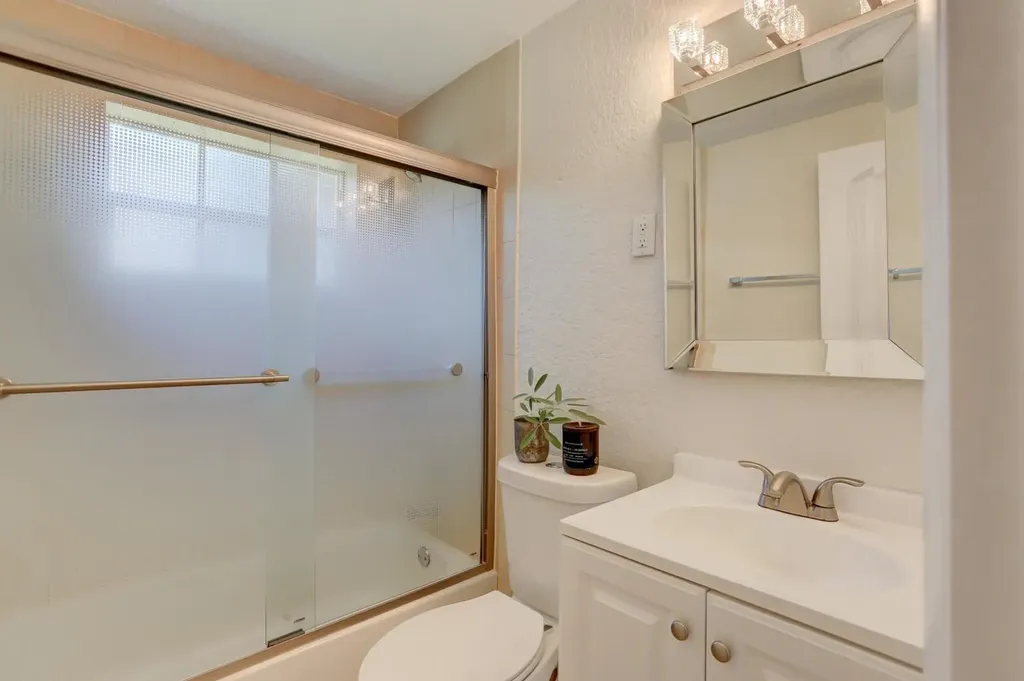 314 NW 12th Avenue Delray Beach FL 33444