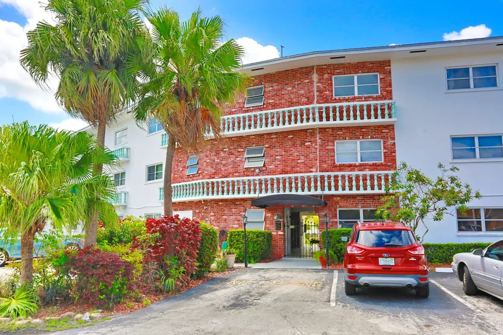 600 Pine Drive Pompano Beach FL 33060