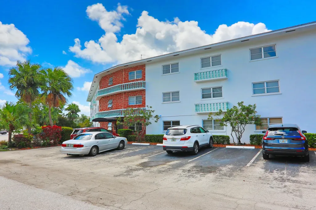 600 Pine Drive Pompano Beach FL 33060