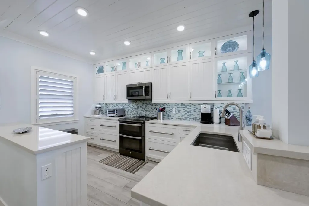 105 Paradise Harbour Boulevard North Palm Beach FL 33408