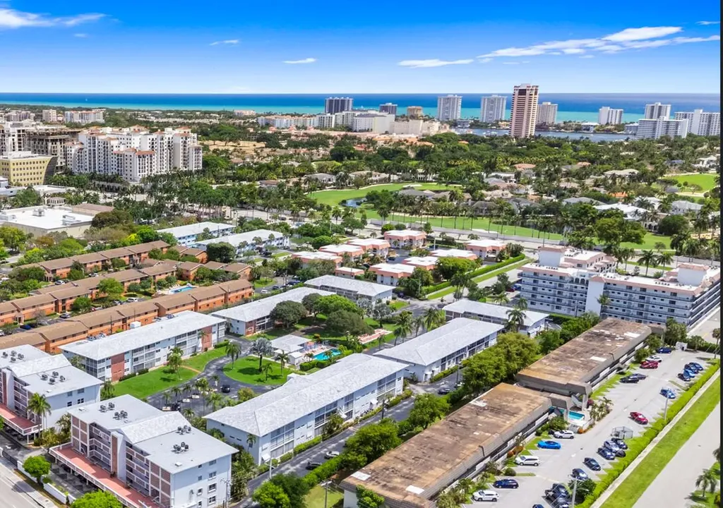 25 SE 13th Street Boca Raton FL 33432
