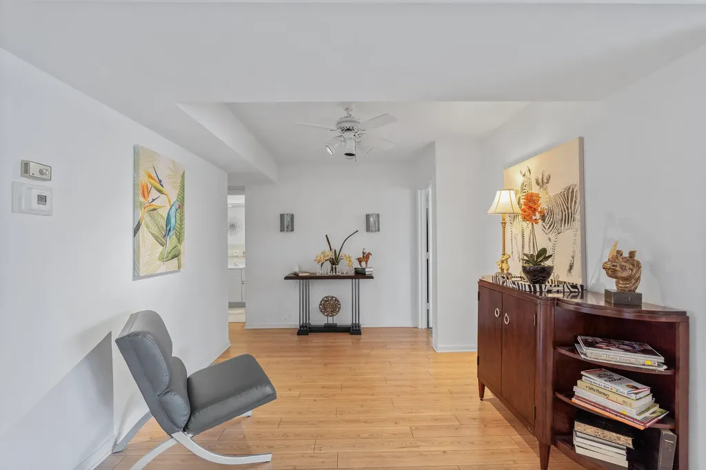 25 SE 13th Street Boca Raton FL 33432