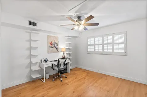 25 SE 13th Street Boca Raton FL 33432