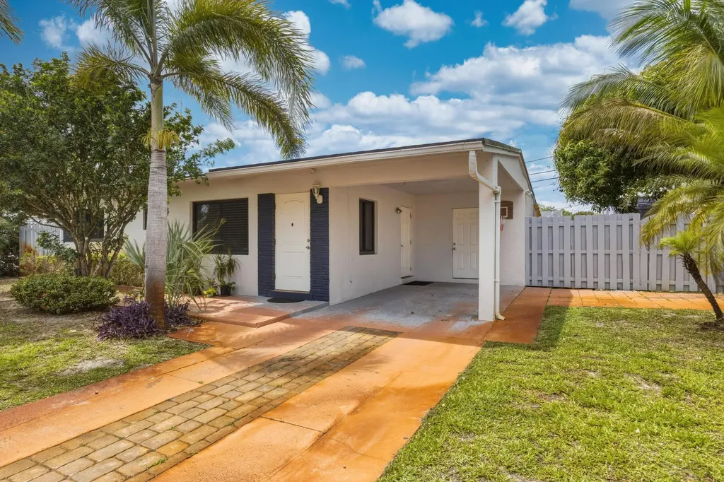 3361 NE 13th Terrace Pompano Beach FL 33064