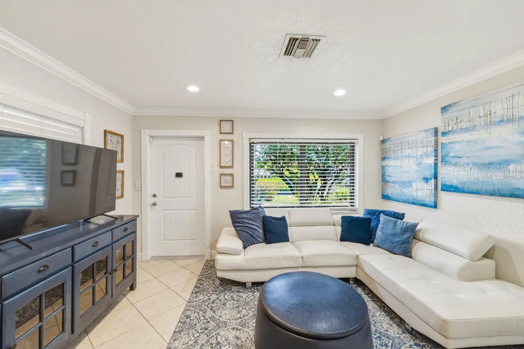 3361 NE 13th Terrace Pompano Beach FL 33064