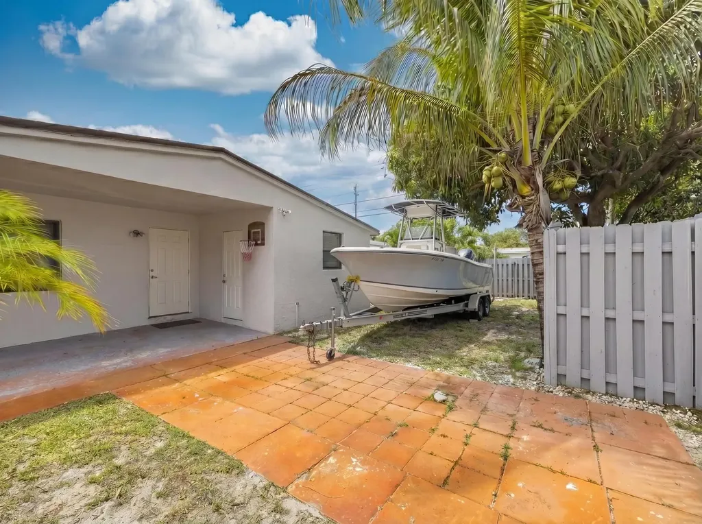 3361 NE 13th Terrace Pompano Beach FL 33064