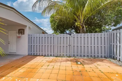 3361 NE 13th Terrace Pompano Beach FL 33064