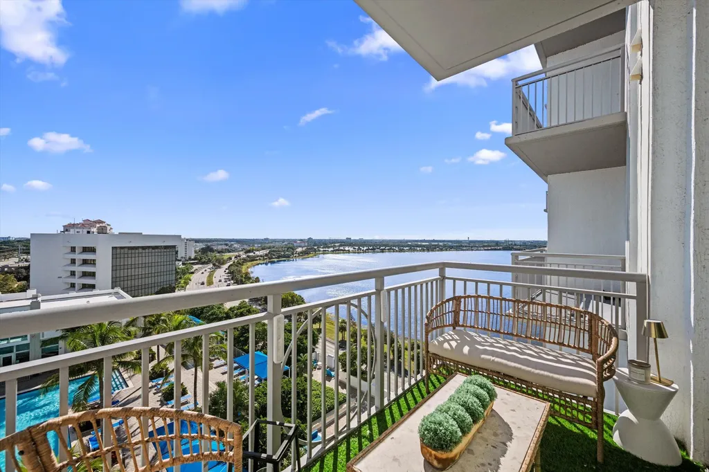 300 S Australian Avenue West Palm Beach FL 33401