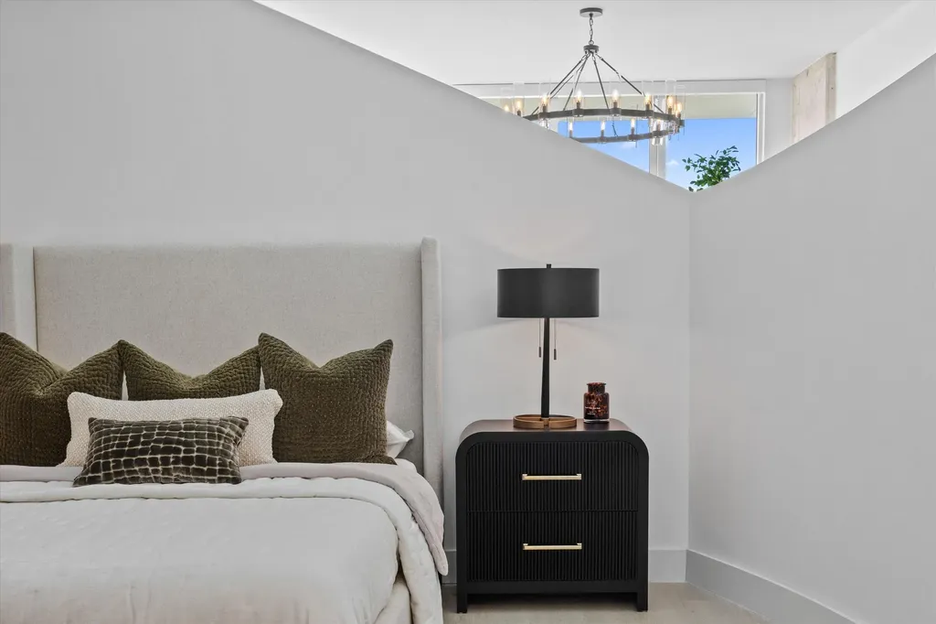 300 S Australian Avenue West Palm Beach FL 33401