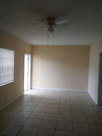 Hallandale Beach FL 33009