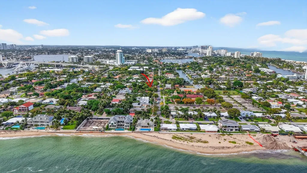 1935 SE 25th Avenue Fort Lauderdale FL 33316