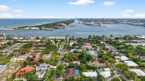 1935 SE 25th Avenue Fort Lauderdale FL 33316